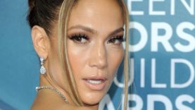 70b821fde661a346c387ea1f6adf8001