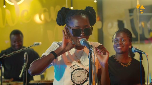 AZAWI – Quinamino | CONVERSATIONS SHOW