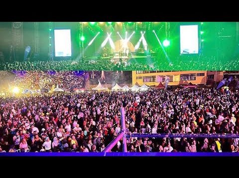 Lydia Jazmine surprised Winnie Nwagi at Fire Concert !!