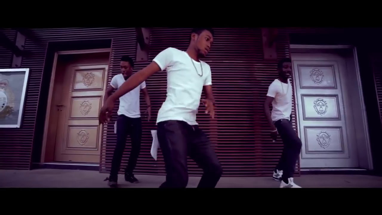 Johnny Drille Papa Turole Music Hub