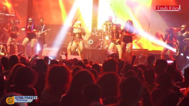 Winnie Nwagi And Recho Rey Fire Concert Performance At Cricket Oval !!!!