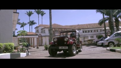 “ADDICTED” MARO ft. IRYN Namubiru (2016)