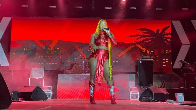 BEAUTIFUL WINNIE NWANGI PERFORMANCE AT BEENIE MAN SHOW