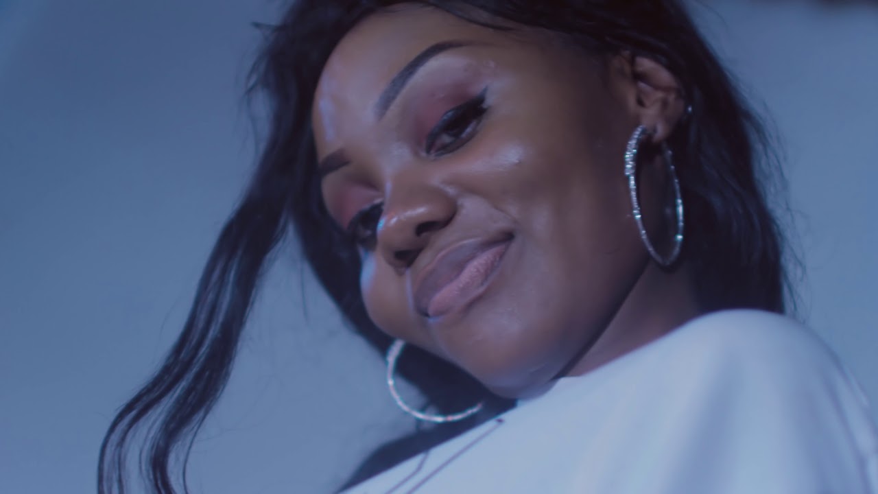 Shakira Shakiraa & David Lutalo Am in Love (2021) Turole Music Hub